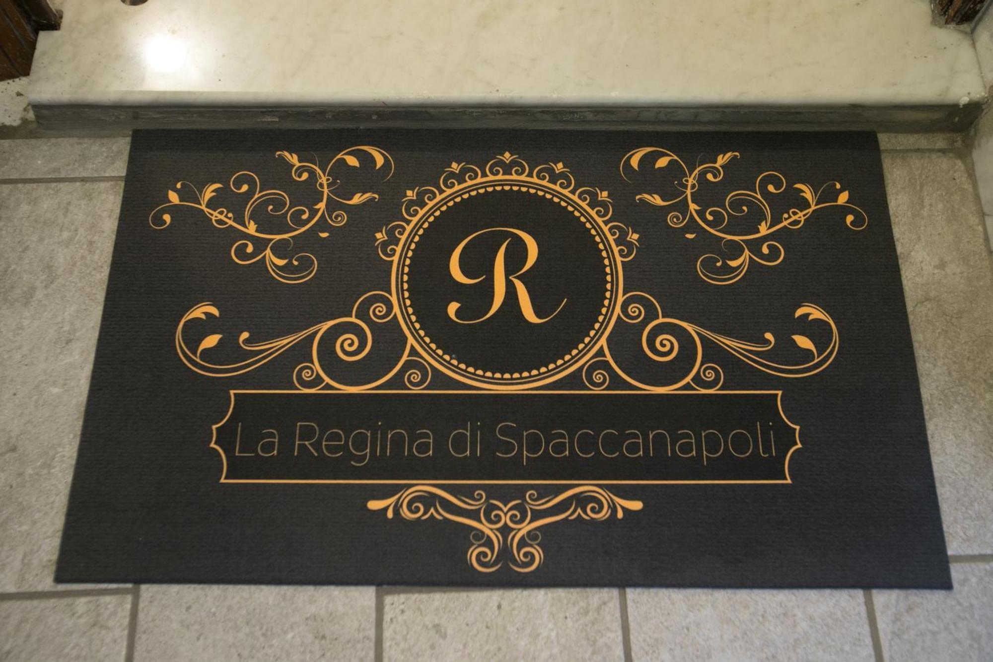 La Regina Di Spaccanapoli Napels